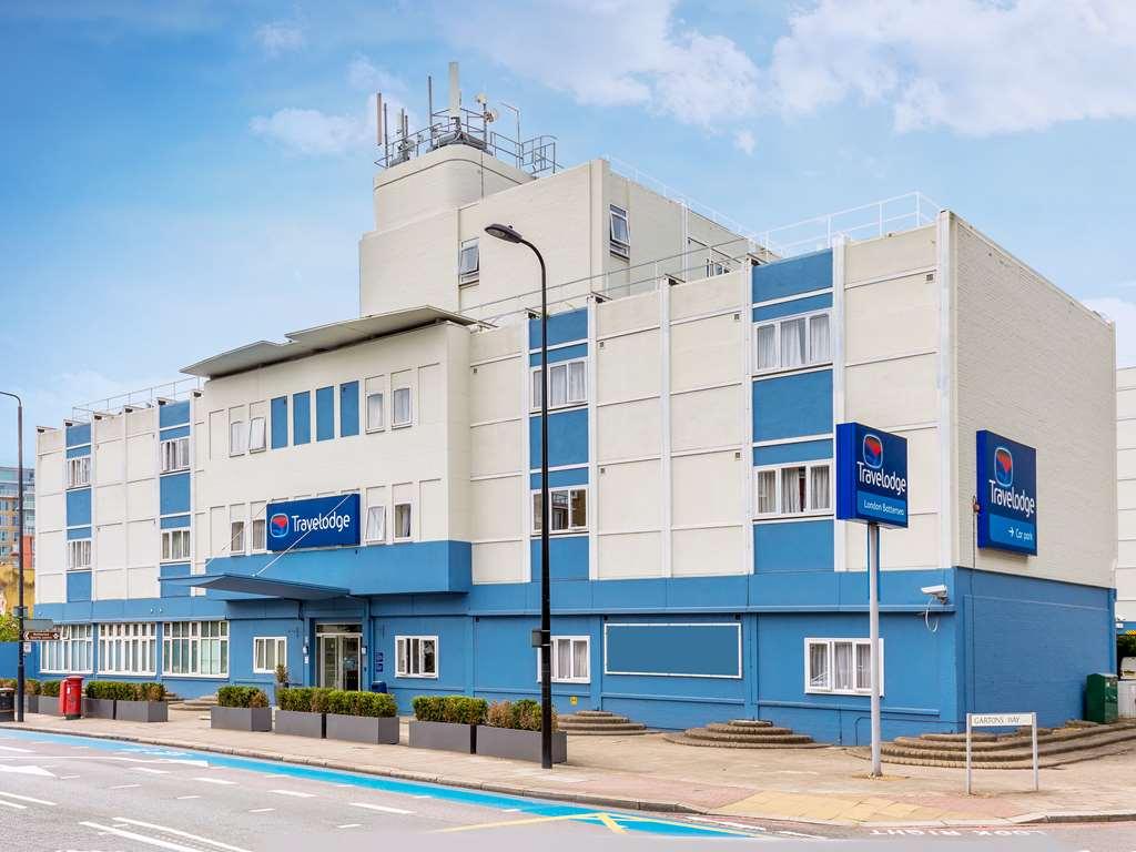 Travelodge Battersea ロンドン エクステリア 写真